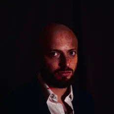 Ouça Ammar, assista a videoclipes, leia a biografia, veja as datas das turnês e mais!