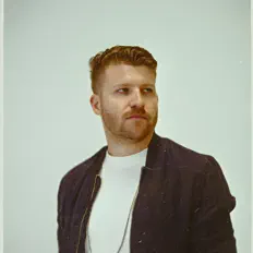 Dengarkan Frank Legeay, tonton video musik, baca bio, lihat tanggal tur & lainnya!