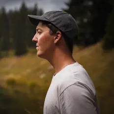 Listen to Mattiu, watch music videos, read bio, see tour dates & more!