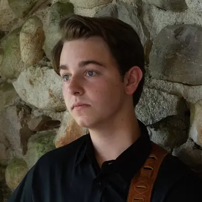 Listen to Malachi Gagnon, watch music videos, read bio, see tour dates & more!