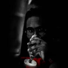 Dengarkan Johnny Dracunova, tonton video musik, baca bio, lihat tanggal tur & lainnya!