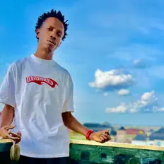 Moyo Benz सुनें, म्यूज़िक वीडियो देखें, बायो पढ़ें, दौरे की तारीखें और बहुत कुछ देखें!