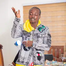 Hör dir Dhe Hero Dhon an, schau dir Musikvideos an, lies die Biografie, finde Tourdaten und mehr!