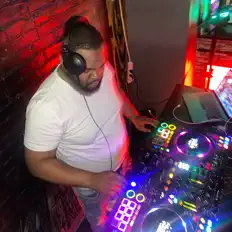 Ascolta DJ Ruger Shabazz, guarda video musicali, leggi la biografia, vedi le date del tour & altro!