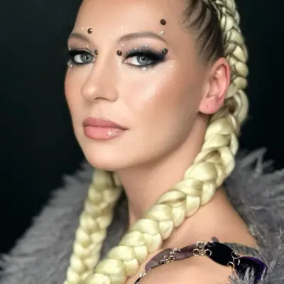 Listen to Livva, watch music videos, read bio, see tour dates & more!