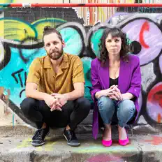 收听 סלט גרוב、观看音乐视频、阅读小传、查看巡演日期等 ！