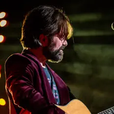 Don McCloskey: песни, клипы, биография, даты выступлений и многое другое.