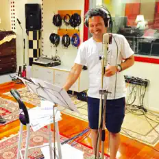 Luister naar Denizen Now, bekijk muziekvideo's, lees de bio, bekijk de tourdata, en meer!