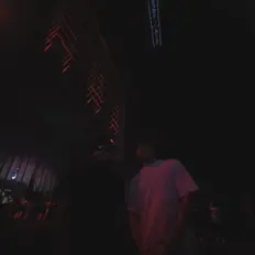 Luister naar Human Mind, bekijk muziekvideo's, lees de bio, bekijk de tourdata, en meer!