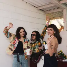 收听 Pan de Dulce、观看音乐视频、阅读小传、查看巡演日期等 ！