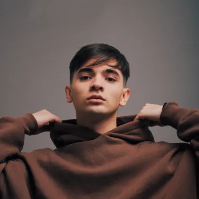 Listen to Tommy Bueno, watch music videos, read bio, see tour dates & more!