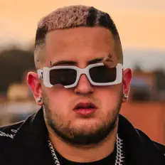 Higuera Oficial सुनें, म्यूज़िक वीडियो देखें, बायो पढ़ें, दौरे की तारीखें और बहुत कुछ देखें!