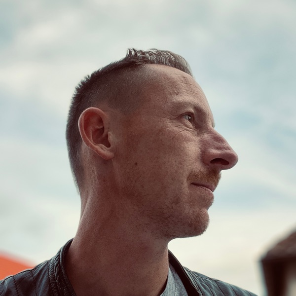 Ryan Shade's avatar