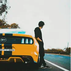 Ouça parallel vibez, assista a videoclipes, leia a biografia, veja as datas das turnês e mais!