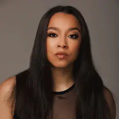 Posłuchaj wykonawcy Tessa Joy, obejrzyj teledyski, przeczytaj biografię, zobacz daty tras koncertowych i nie tylko!