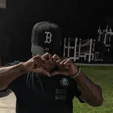 收听 BiggCart、观看音乐视频、阅读小传、查看巡演日期等 ！