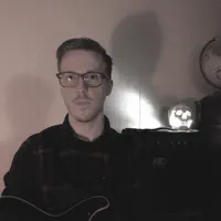 Ouça undefined, assista a videoclipes, leia a biografia, veja as datas das turnês e mais!