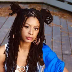 Écoutez Madame Mims, regardez des vidéoclips, lisez la biographie, consultez les dates de tournée et plus encore !