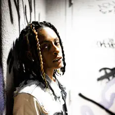 聆聽 Cee Tha Gxdd、觀看音樂影片、閱讀小傳、查看巡演日期等！