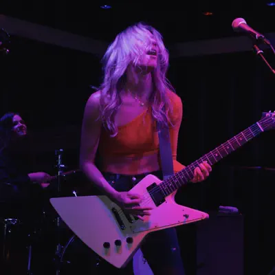 Listen to Shaynie Rhoads, watch music videos, read bio, see tour dates & more!