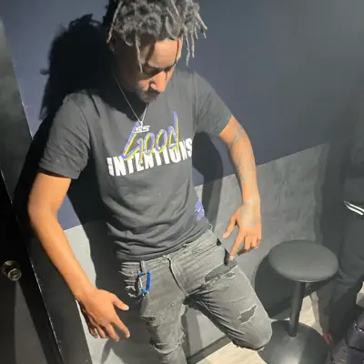 Listen to HomixideYung, watch music videos, read bio, see tour dates & more!
