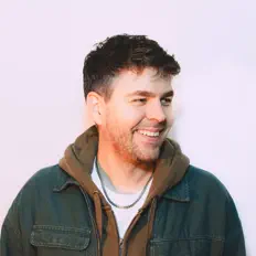 聆聽 Kyle Watson、觀看音樂影片、閱讀小傳、查看巡演日期等！