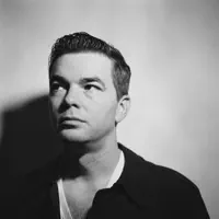 undefinedを聴いたり、ミュージックビデオを鑑賞したり、経歴やツアー日程などを確認したりしましょう！