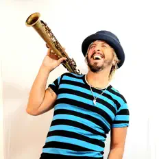 Listen to Hora, watch music videos, read bio, see tour dates & more!