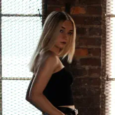 Camille Marieを聴いたり、ミュージックビデオを鑑賞したり、経歴やツアー日程などを確認したりしましょう！