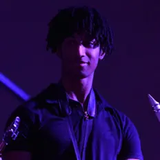 收听 Ty's Music、观看音乐视频、阅读小传、查看巡演日期等 ！