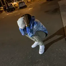 Hör dir MagicTurnItUp an, schau dir Musikvideos an, lies die Biografie, finde Tourdaten und mehr!