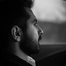 Alparslan Yılmaz सुनें, म्यूज़िक वीडियो देखें, बायो पढ़ें, दौरे की तारीखें और बहुत कुछ देखें!