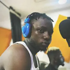 Ascolta Titogeeoropo, guarda video musicali, leggi la biografia, vedi le date del tour & altro!