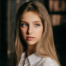 Hör dir Sofia Berg an, schau dir Musikvideos an, lies die Biografie, finde Tourdaten und mehr!