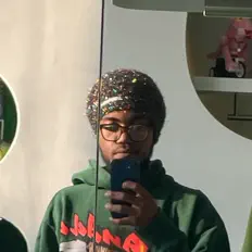 Escucha a DARENNY!, mira videos musicales, lee su biografía, consulta las fechas de las gira y más.