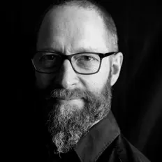 聆聽 Karsten Bagge、觀看音樂影片、閱讀小傳、查看巡演日期等！