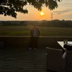 Listen to Madilifa, watch music videos, read bio, see tour dates & more!