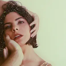 Gala Khalife: песни, клипы, биография, даты выступлений и многое другое.