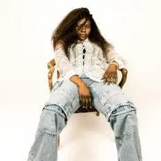 聆聽 Saffron Venti、觀看音樂影片、閱讀小傳、查看巡演日期等！