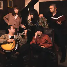 Cleo을(를) 듣고, 뮤직 비디오를 보고, 약력을 읽고, 투어 일정 등을 확인하세요!