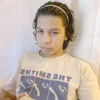 Poslechněte si interpreta undefined, sledujte hudební videa, přečtěte si životopis, podívejte se na data turné a další informace.