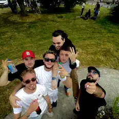 Poslechněte si interpreta T-PayZ, sledujte hudební videa, přečtěte si životopis, podívejte se na data turné a další informace.