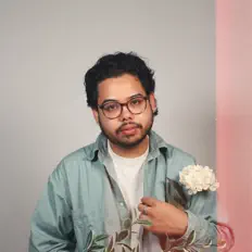 聆聽 Benjamin Trillado、觀看音樂影片、閱讀小傳、查看巡演日期等！