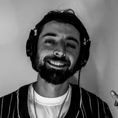 收听 Rylan Mclaren、观看音乐视频、阅读小传、查看巡演日期等 ！