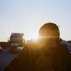 Ascolta Arnau Vallvé, guarda video musicali, leggi la biografia, vedi le date del tour & altro!