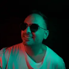 Listen to Dj Dark, watch music videos, read bio, see tour dates & more!