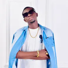 收听 Real NKB、观看音乐视频、阅读小传、查看巡演日期等 ！