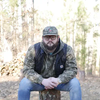 Listen to Easton Chambers, watch music videos, read bio, see tour dates & more!