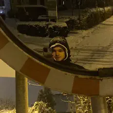 Listen to honeymoon1e, watch music videos, read bio, see tour dates & more!