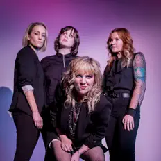 Escucha a Hyaenas, mira videos musicales, lee su biografía, consulta las fechas de las gira y más.